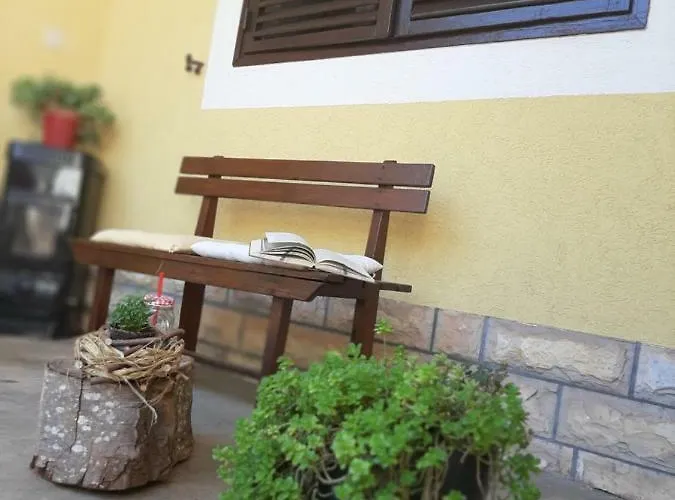Klaric Apartment *